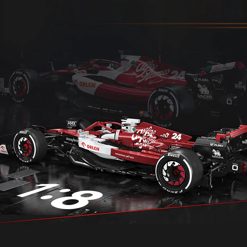 CaDA C64005W – Alfa Romeo F1 Team ORLEN C42 1:8 Klemmbausteinset
